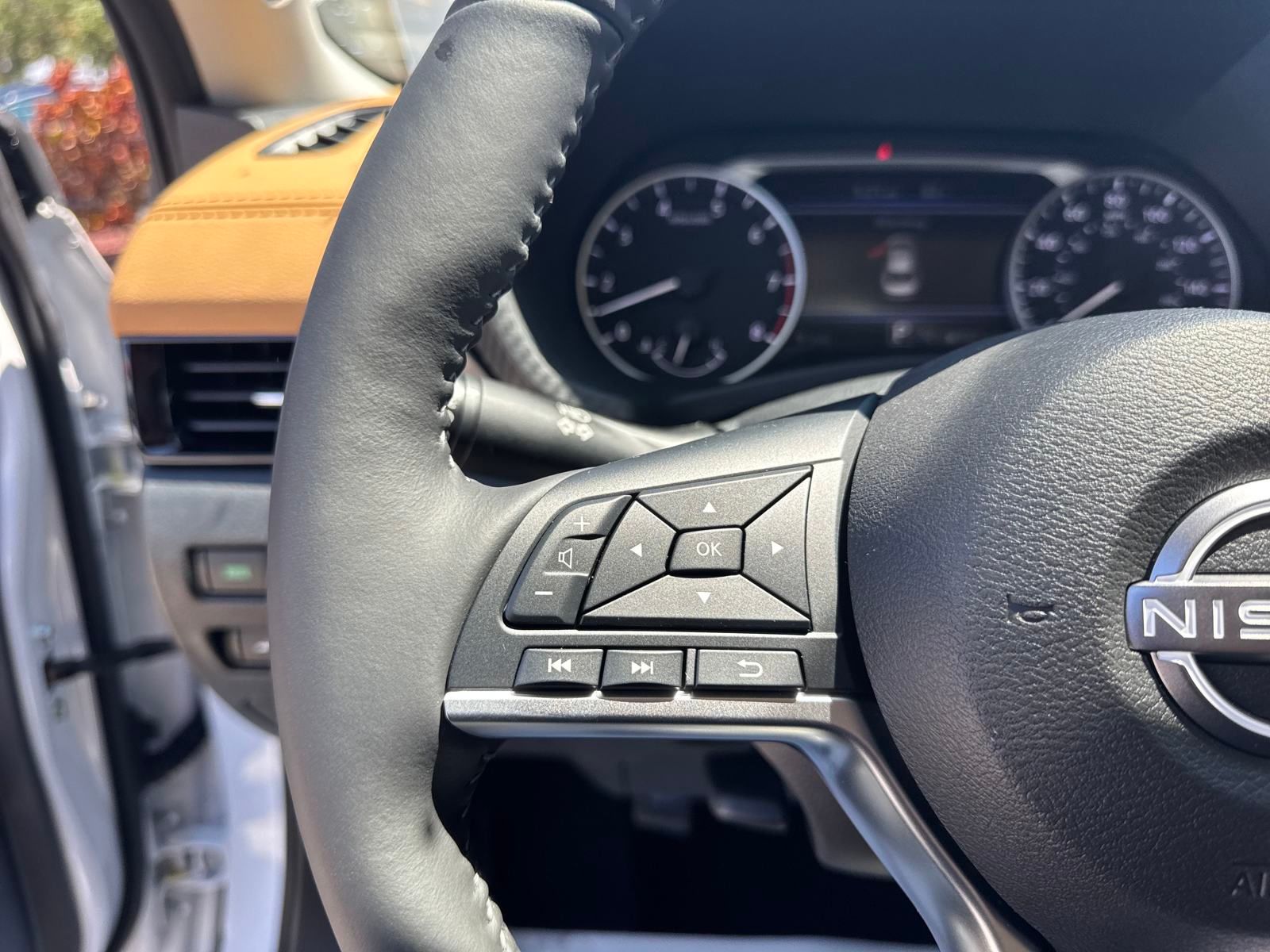 2025 Nissan Sentra SV photo 15