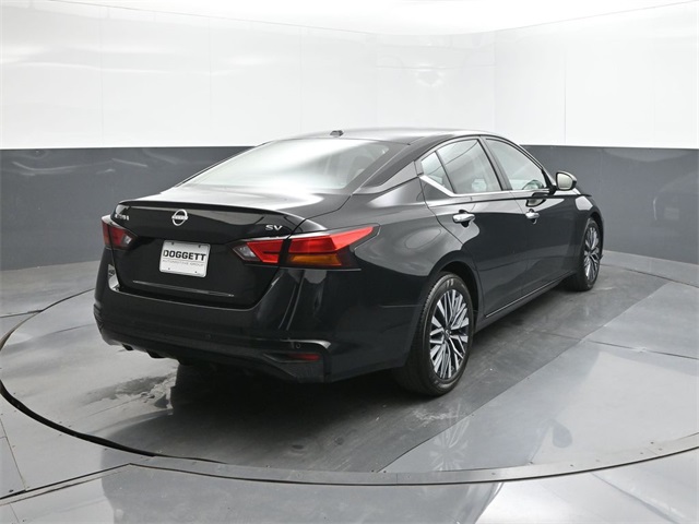 2024 Nissan Altima 2.5 SV photo 11