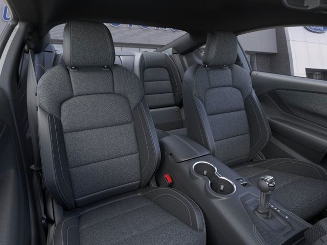 2025 Ford Mustang EcoBoost photo 9