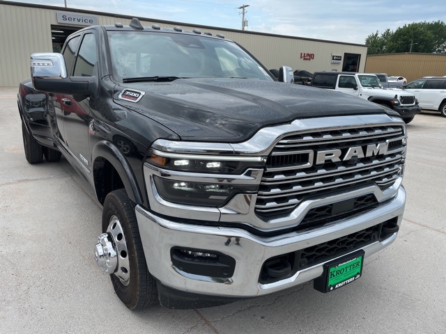 2026 Ram 3500 Limited photo 2