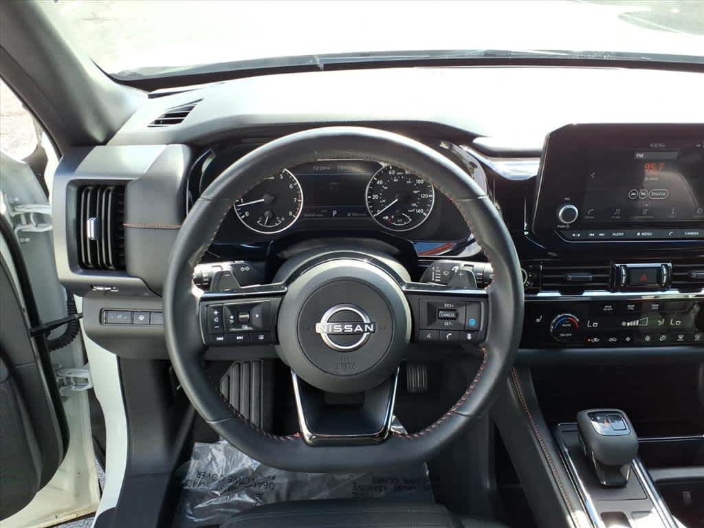 2023 Nissan Pathfinder Rock Creek photo 11