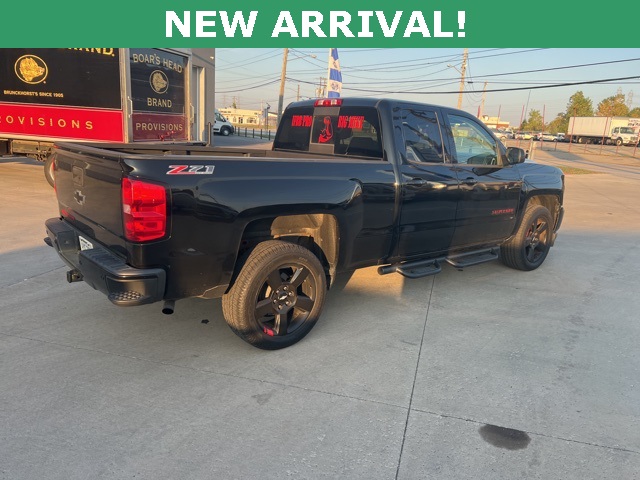 2017 Chevrolet Silverado 1500 LT photo 5