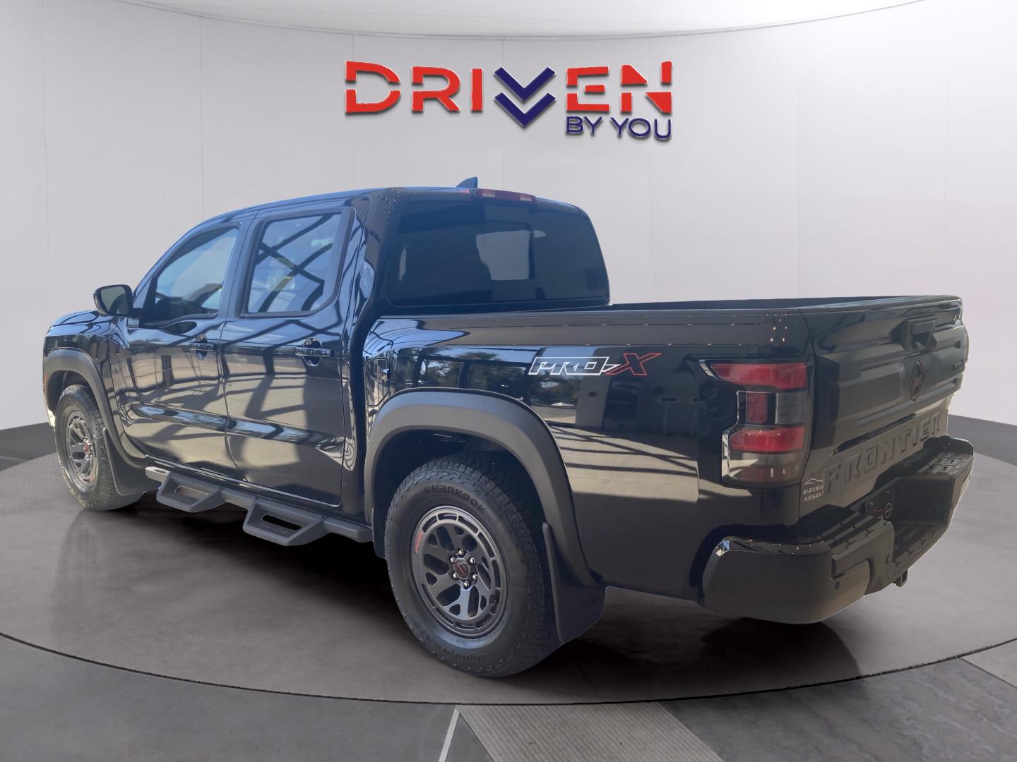 2026 Nissan Frontier PRO-X photo 3