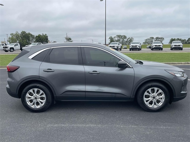 2023 Ford Escape Active photo 2