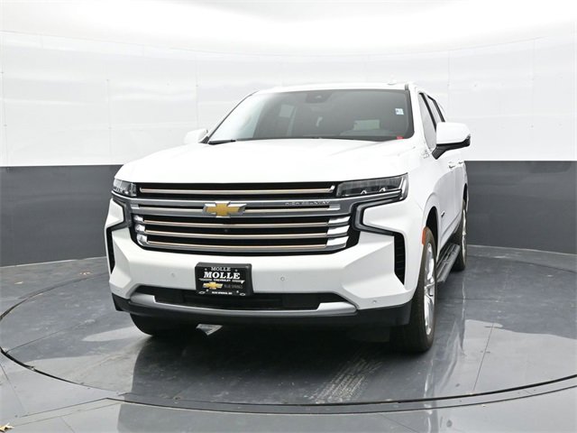 Used 2024 Chevrolet Tahoe High Country with VIN 1GNSKTKL7RR101998 for sale in Kansas City