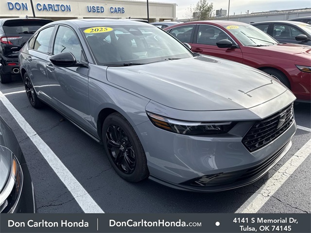 2025 Honda Accord SE's photo