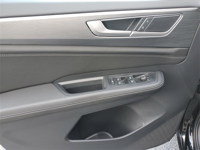 2026 Volkswagen Atlas Cross Sport SE photo 19