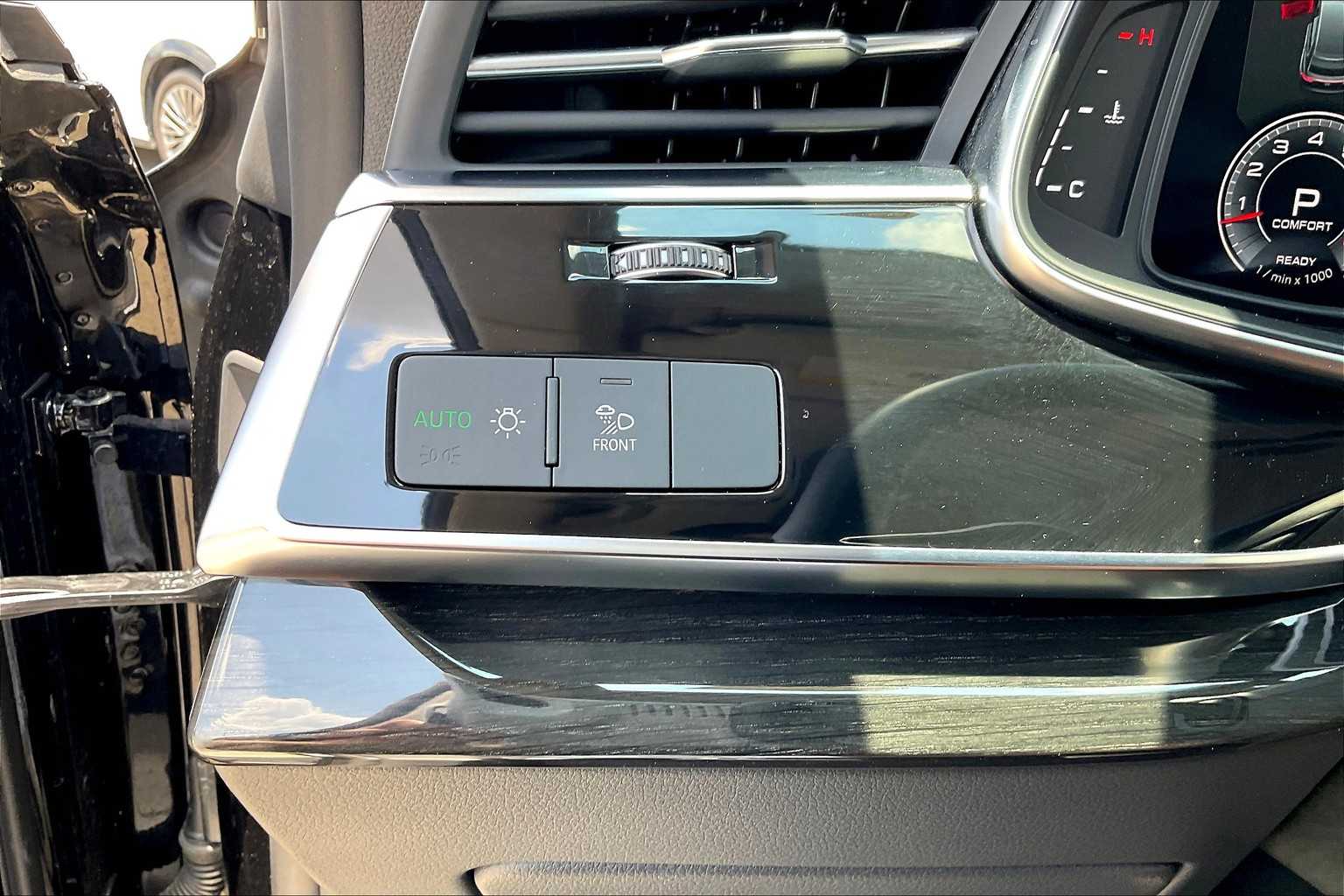 2021 Audi Q8 line Premium Plus photo 34