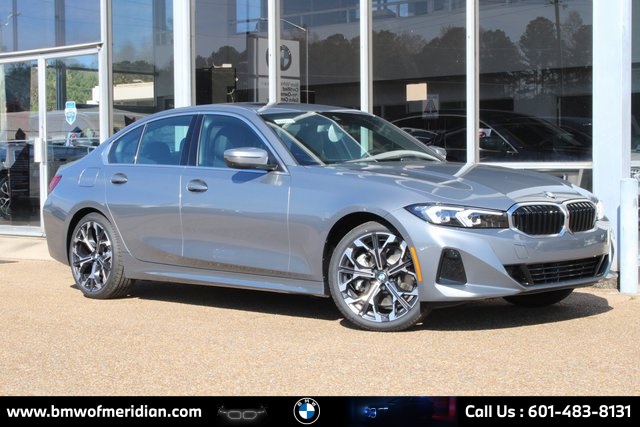 2026 BMW 3 Series 330i's photo