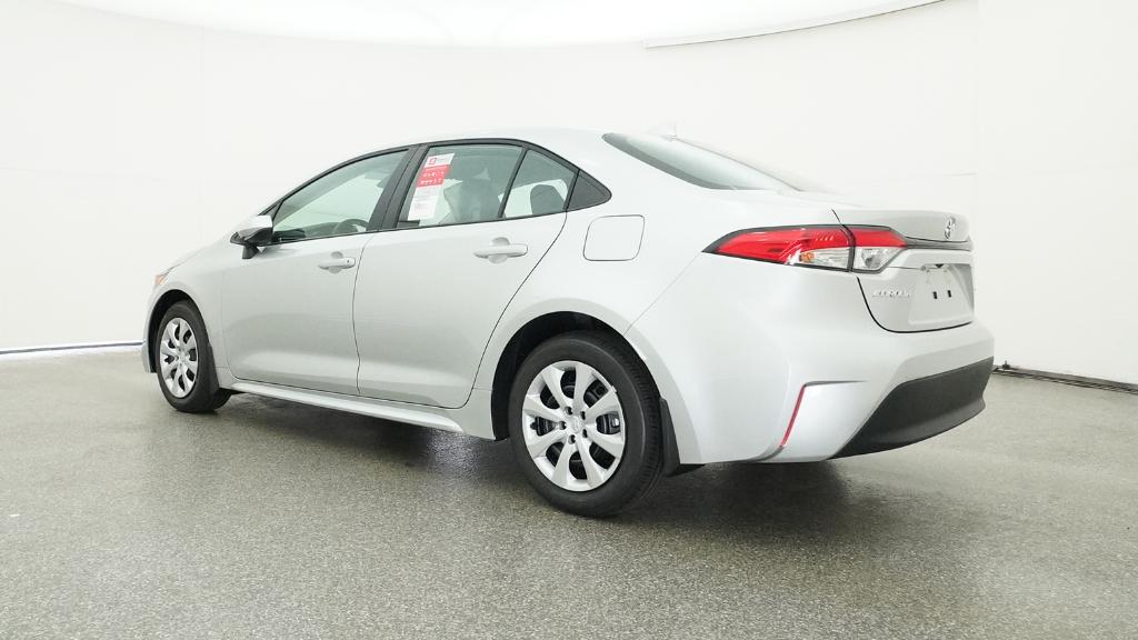 2025 Toyota Corolla LE photo 12
