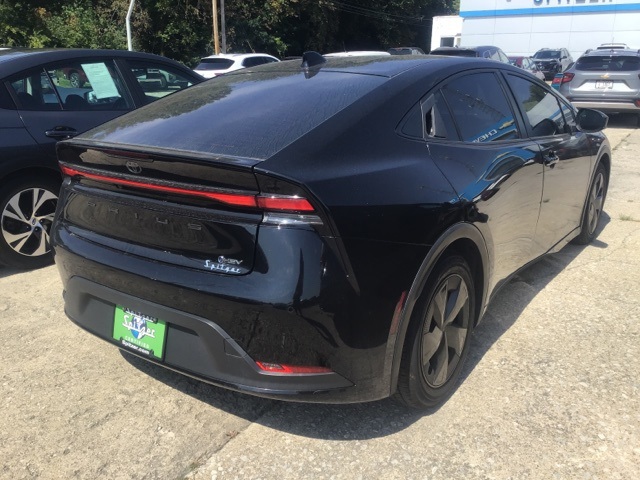 2023 Toyota Prius LE photo 7