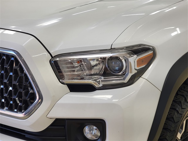 2019 Toyota Tacoma TRD Off-Road photo 10