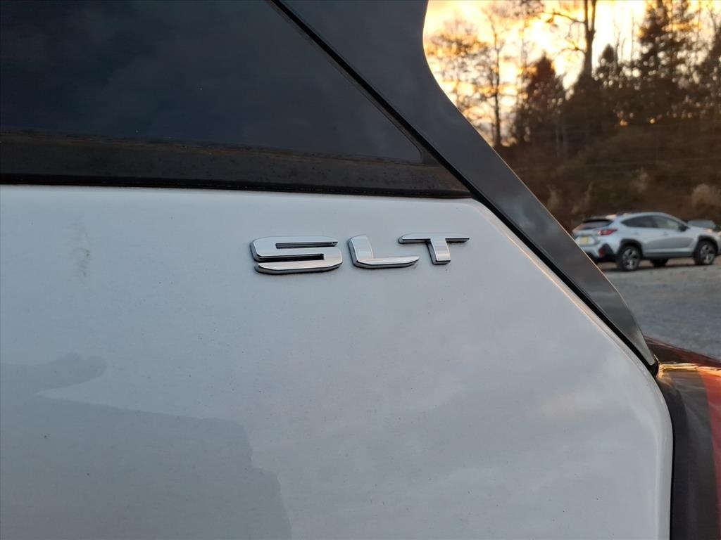 2022 Gmc Terrain SLT photo 2