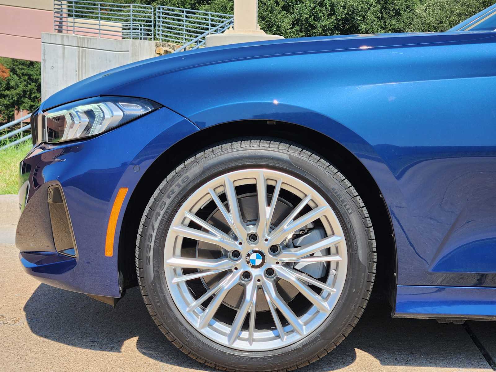 2023 Bmw 330i photo 6