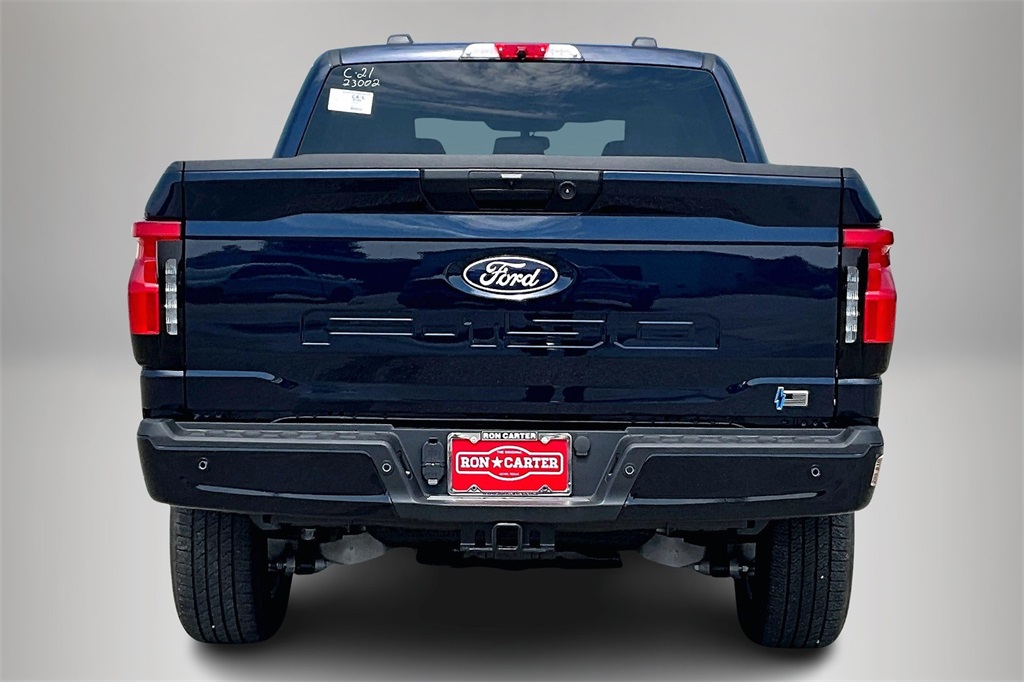 2025 Ford F-150 Lightning photo 3