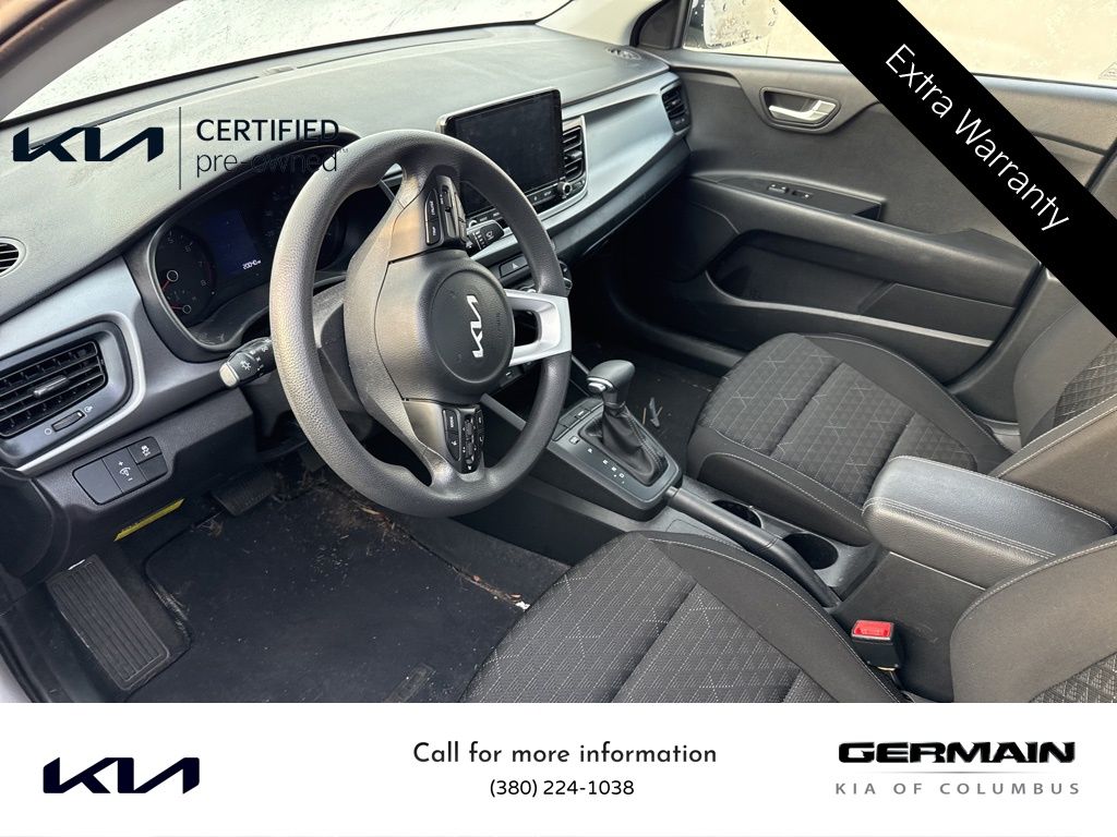 2023 Kia Rio S's photo
