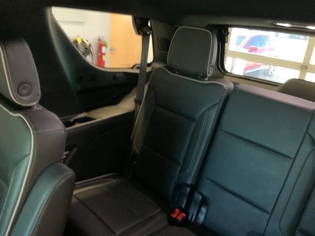 2023 Gmc Yukon SLT photo 26