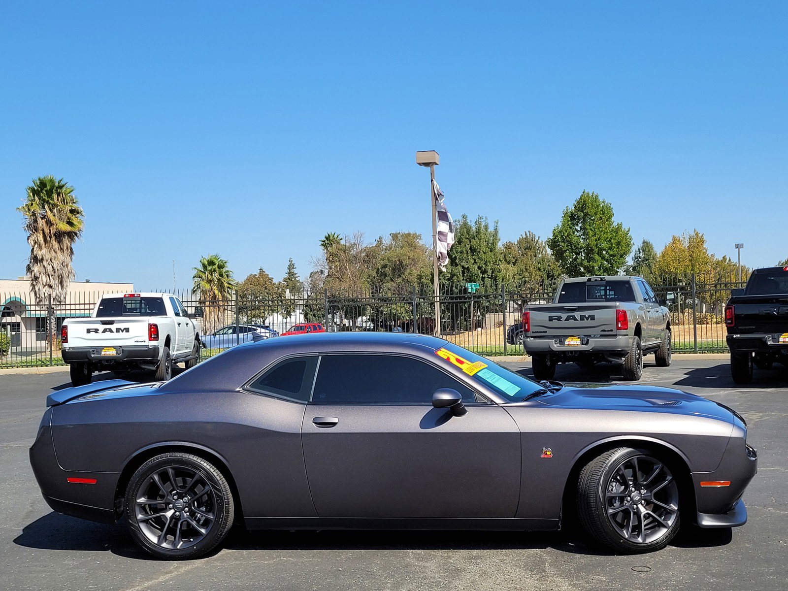 2021 Dodge Challenger R/T Scat Pack photo 3