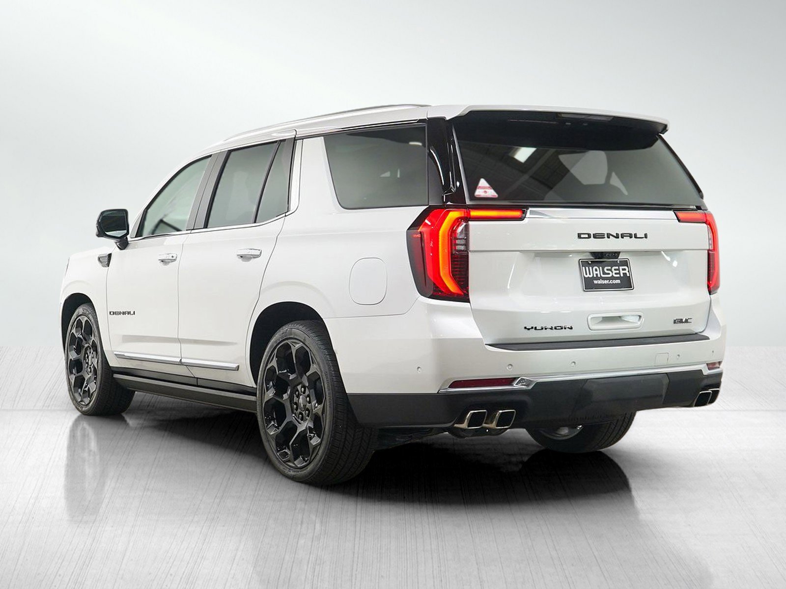 2025 Gmc Yukon Denali photo 2