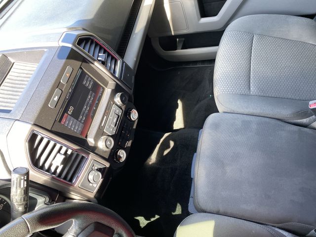 2015 Ford F-150 XLT photo 20