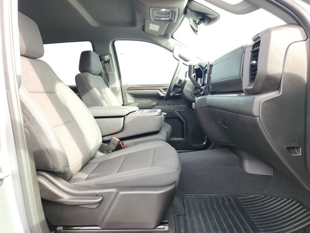 2023 Chevrolet Silverado 1500 RST photo 17