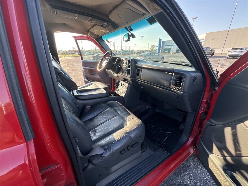 2001 Chevrolet Silverado 2500HD LT photo 21