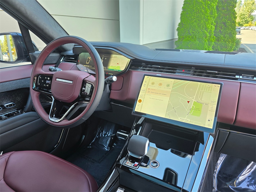 2025 Land Rover Range Rover Sport Autobiography PHEV photo 29