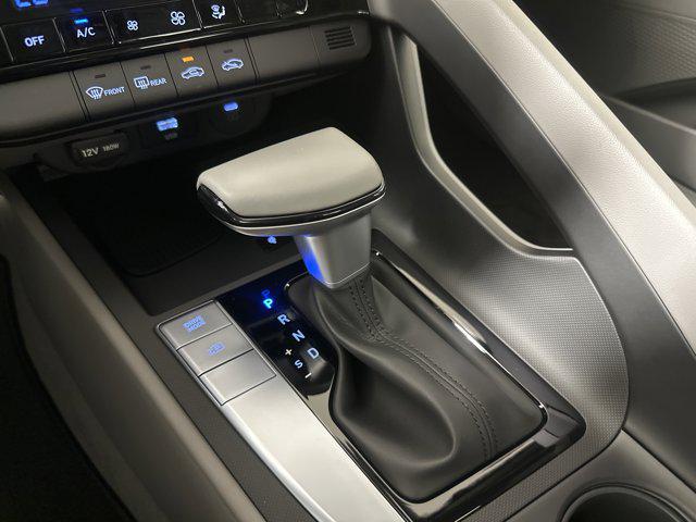 2025 Hyundai Elantra SEL Sport photo 17