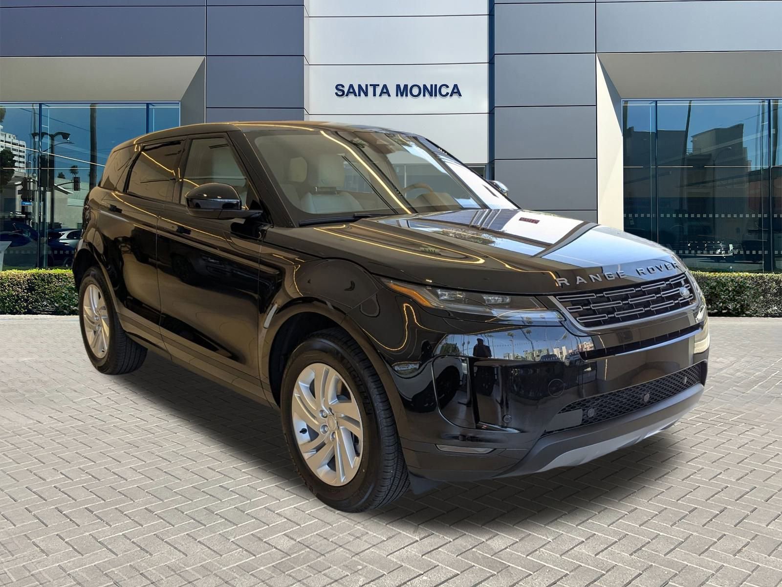 2026 Land Rover Range Rover Evoque S photo 5