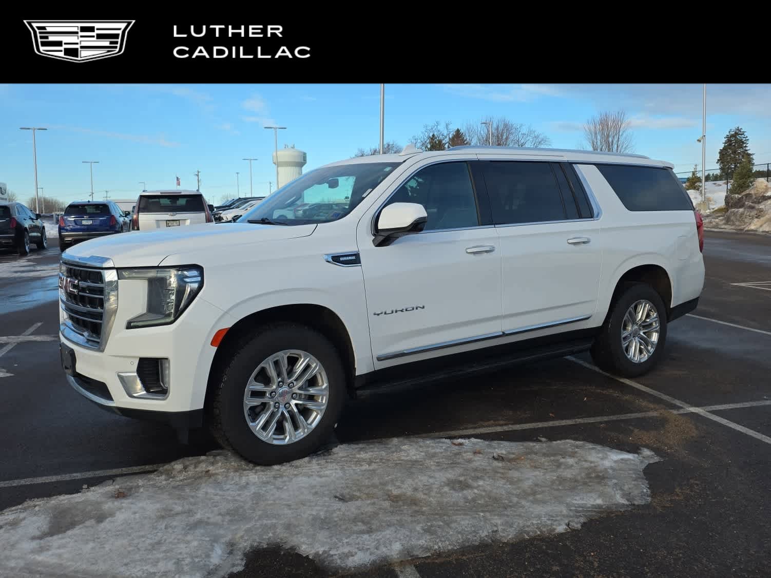 2022 GMC Yukon SLT's photo