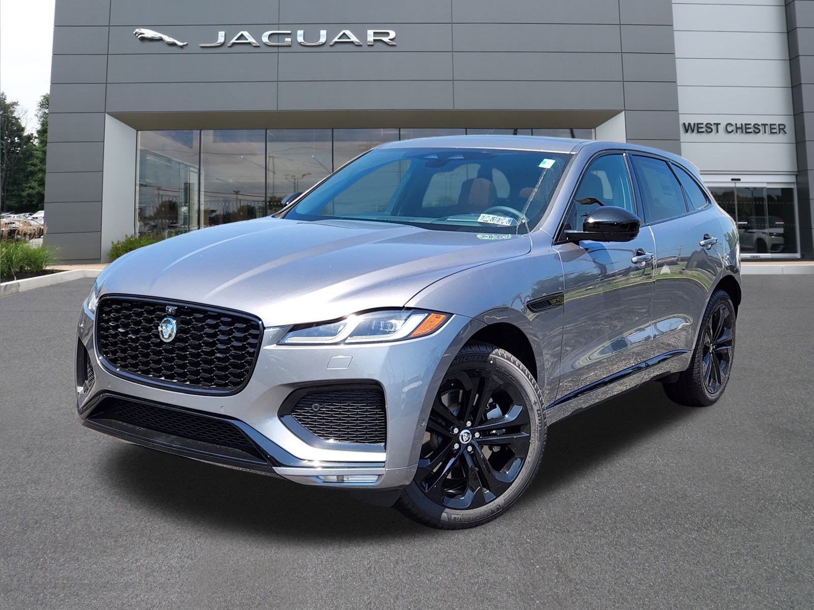 2026 Jaguar F-Pace R-Dynamic S's photo