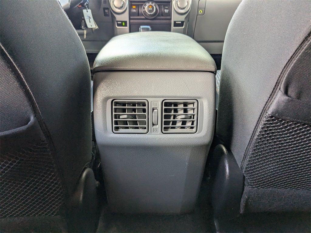 2010 Toyota 4Runner V6 photo 8