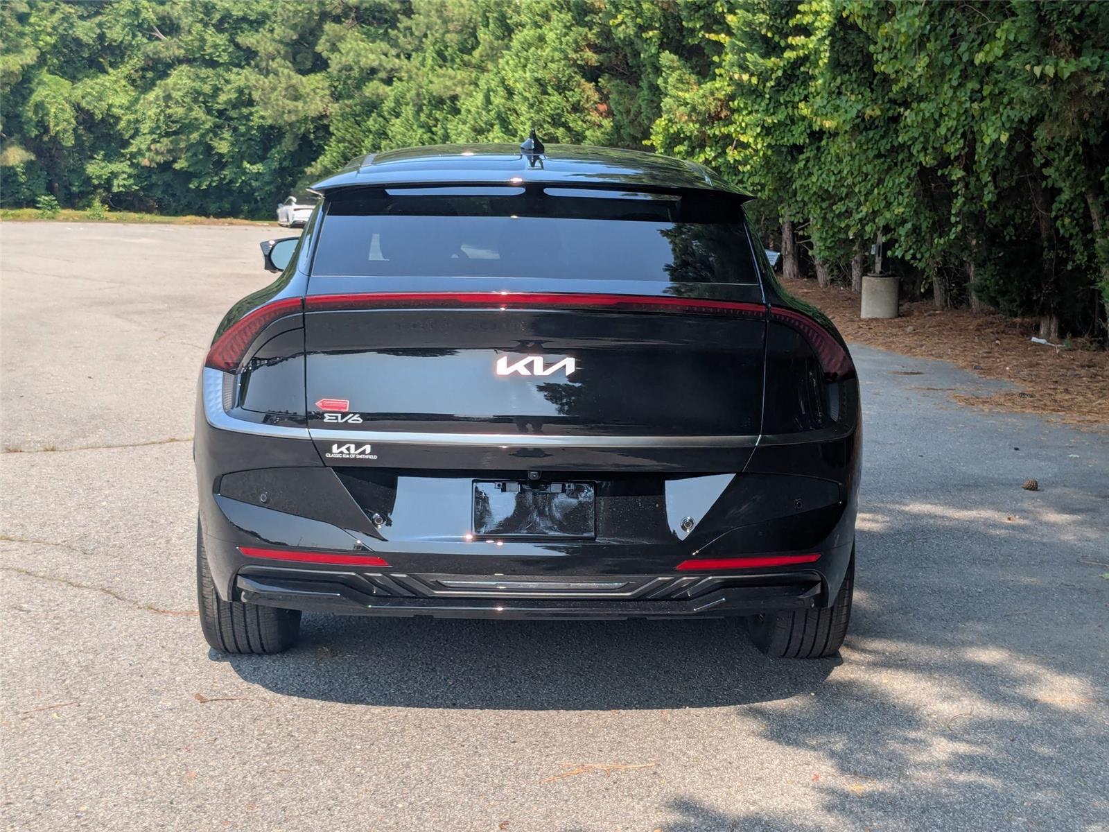 2025 Kia EV6 Wind photo 8