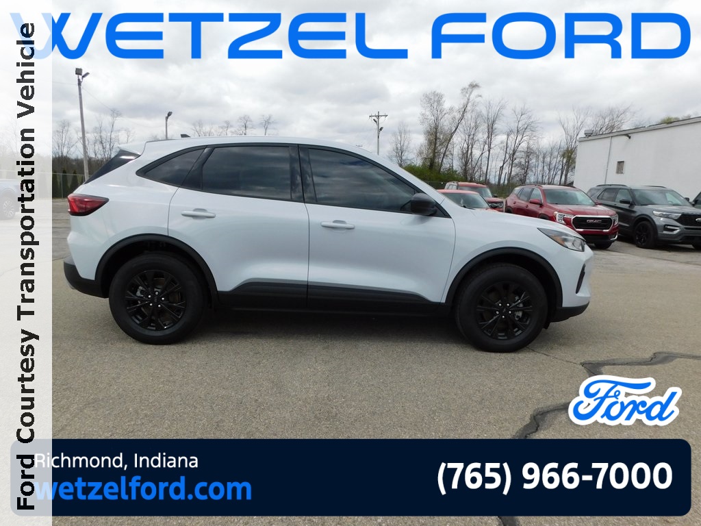 2025 Ford Escape Active photo 2