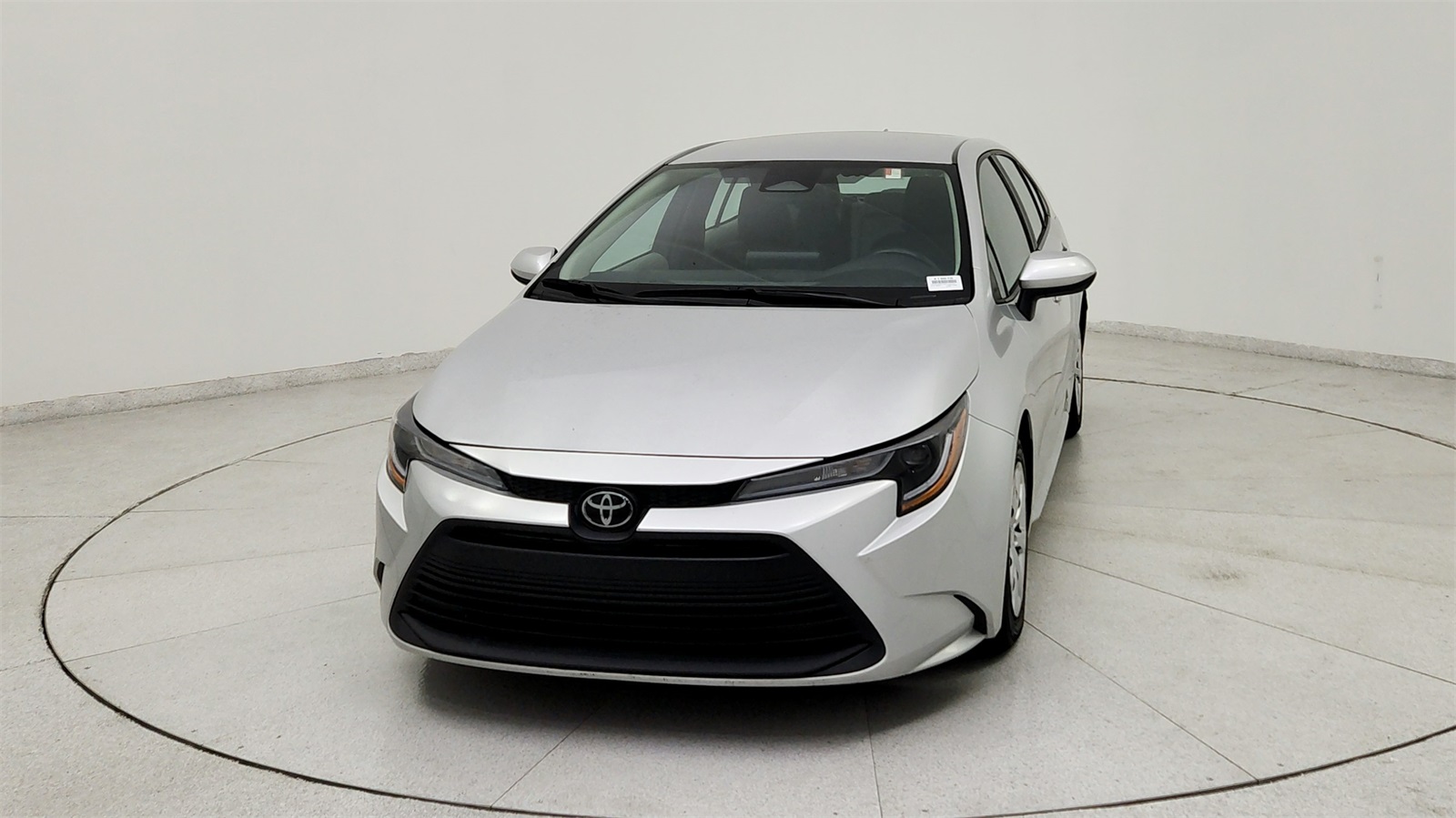 2024 Toyota Corolla LE photo 2