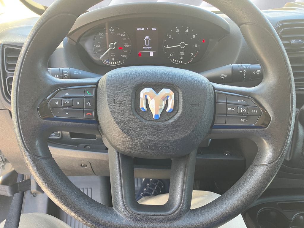 2023 Ram ProMaster 2500 photo 4