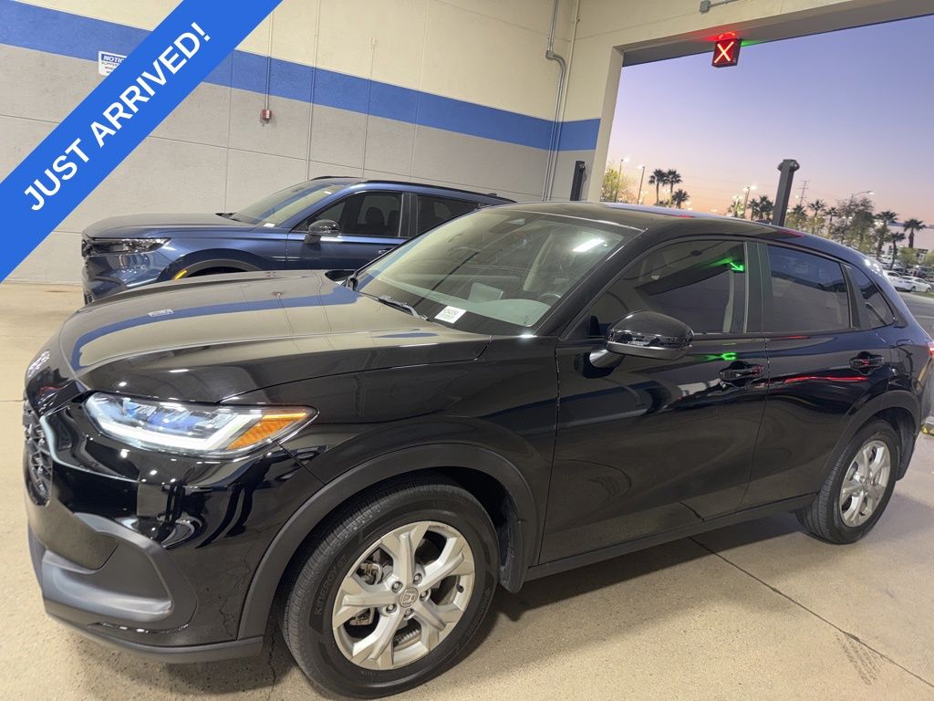 2024 Honda HR-V LX's photo