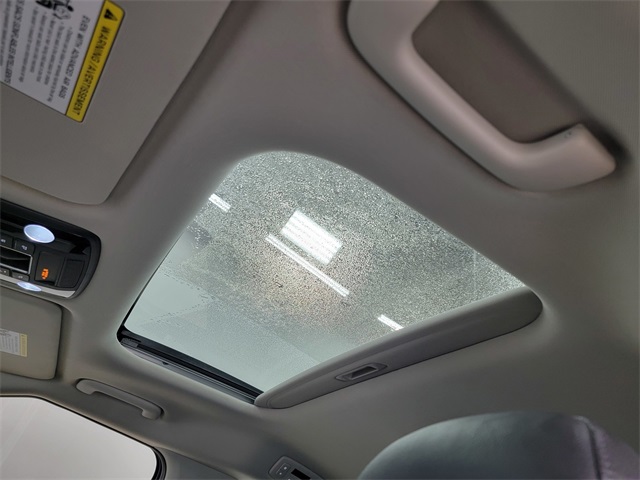 2024 Kia Carnival SX Prestige photo 36