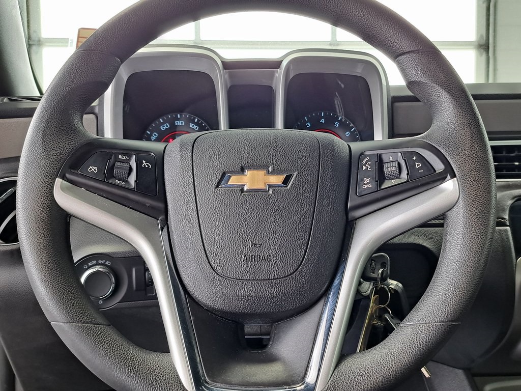 2012 Chevrolet Camaro 1LS photo 10