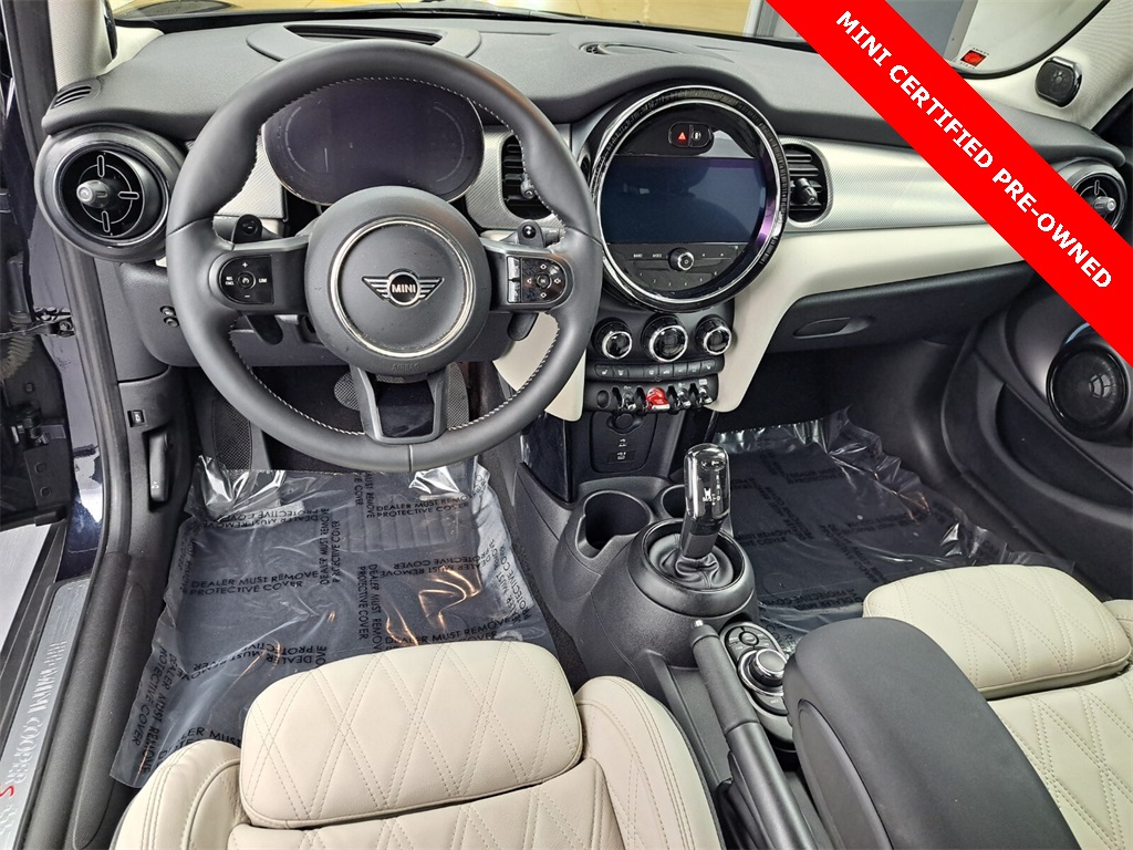 2022 Mini Cooper 4 Door Hardtop Iconic photo 11