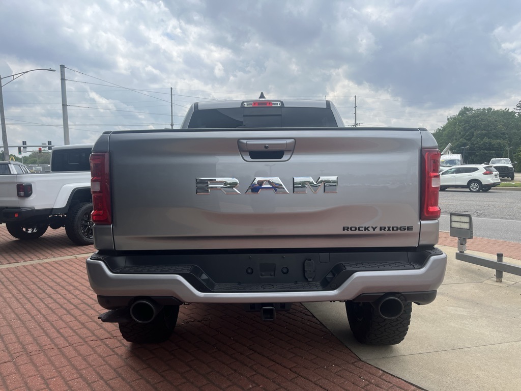 2025 Ram 1500 Big Horn Lone Star photo 5
