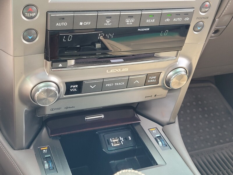 2014 Lexus GX 460 Base photo 19