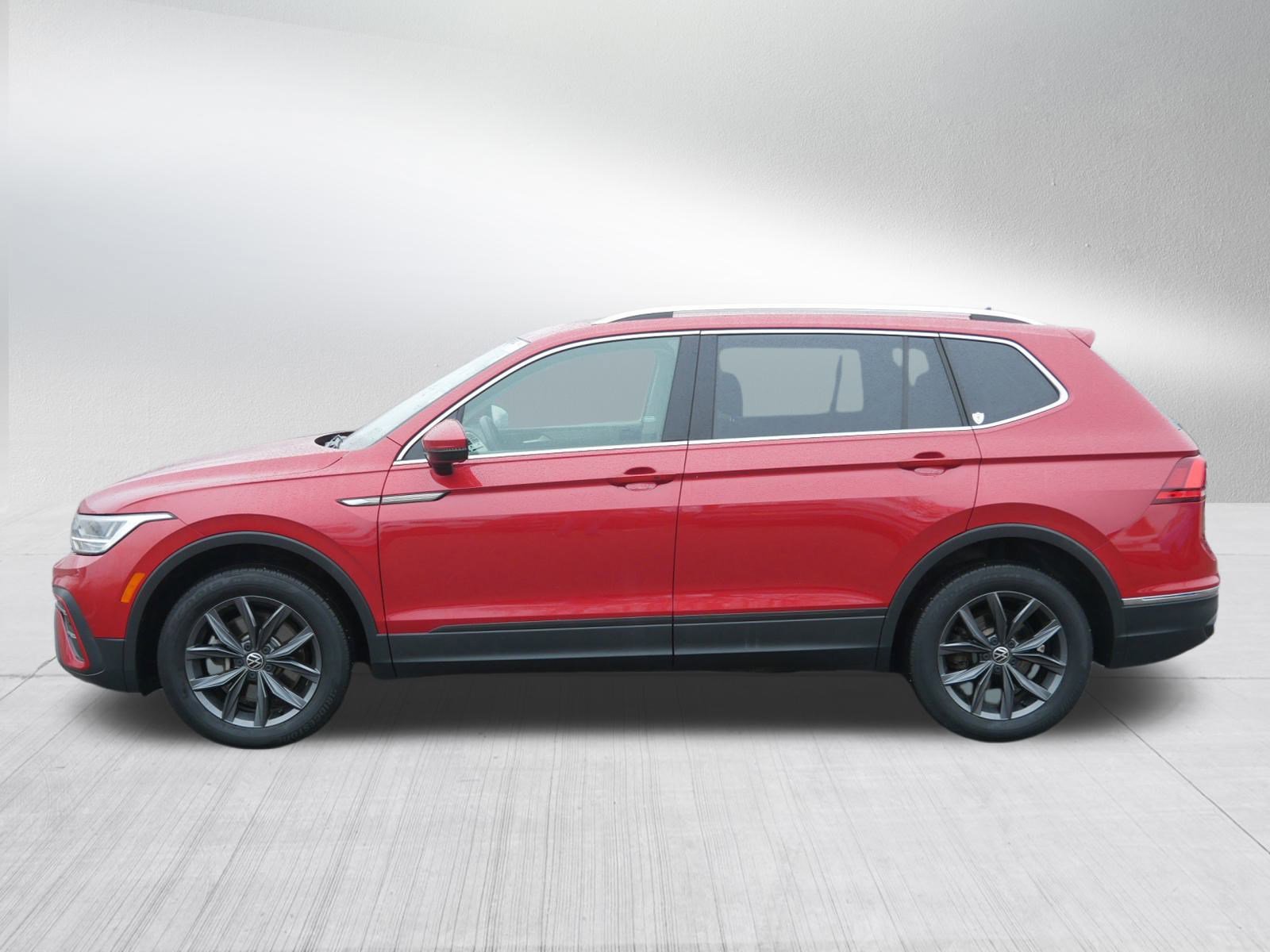 2022 Volkswagen Tiguan SE photo 4