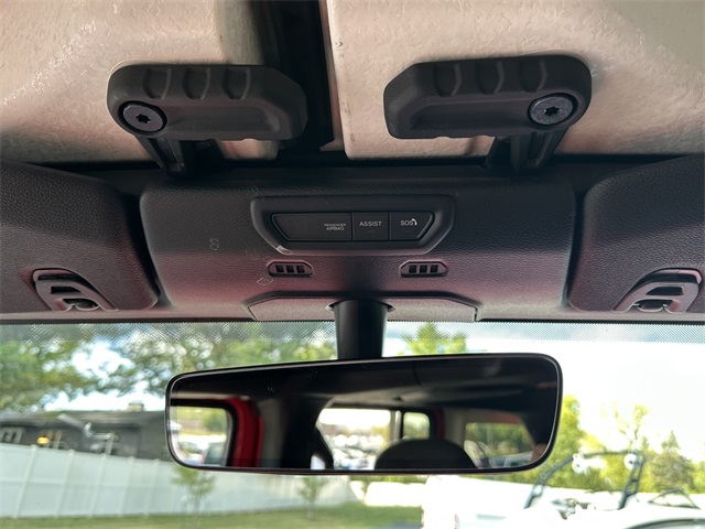 2022 Jeep Wrangler Unlimited Sahara photo 39