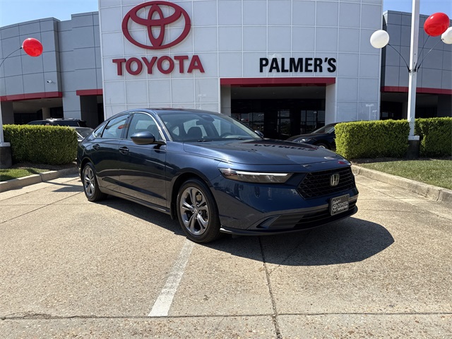 2024 Honda Accord EX's photo