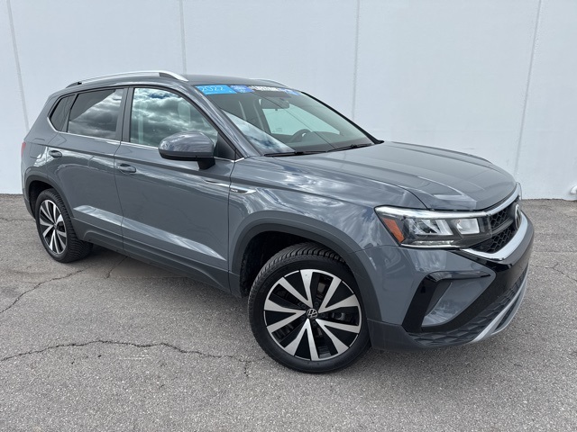 Certified 2022 Volkswagen Taos SE with VIN 3VVWX7B20NM054269 for sale in Kansas City