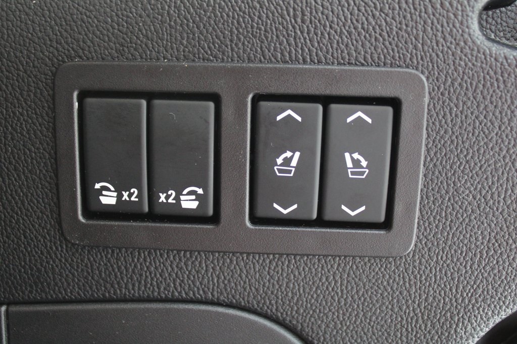 2019 Chevrolet Suburban 1500 Premier photo 9
