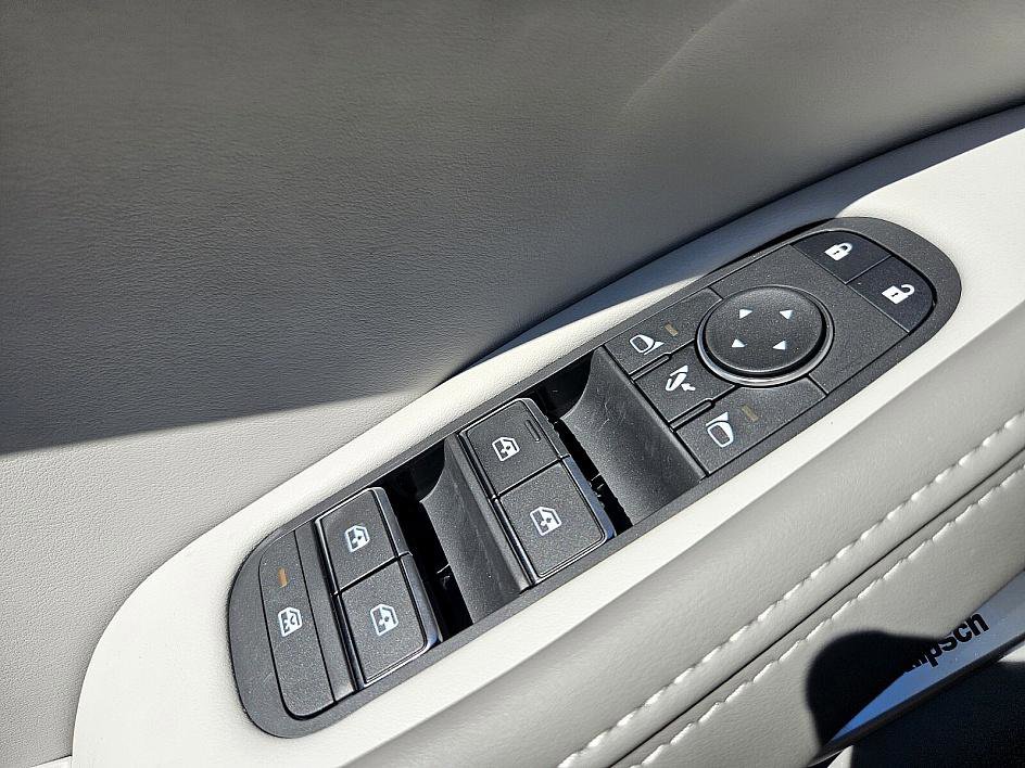 2026 Infiniti QX60 Luxe photo 28