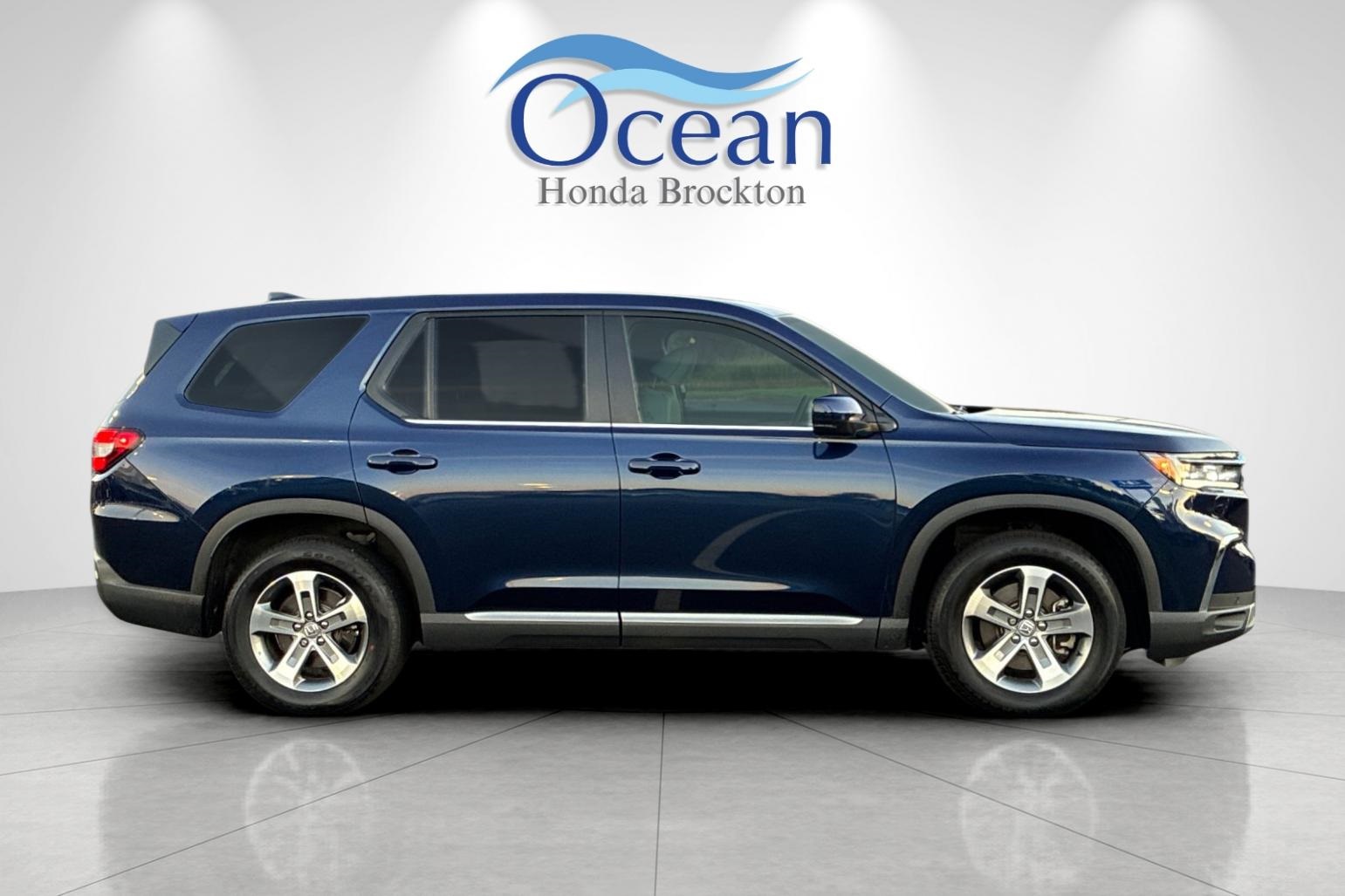 2025 Honda Pilot EX-L photo 2