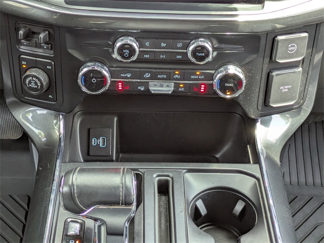 2022 Ford F-150 XLT photo 19